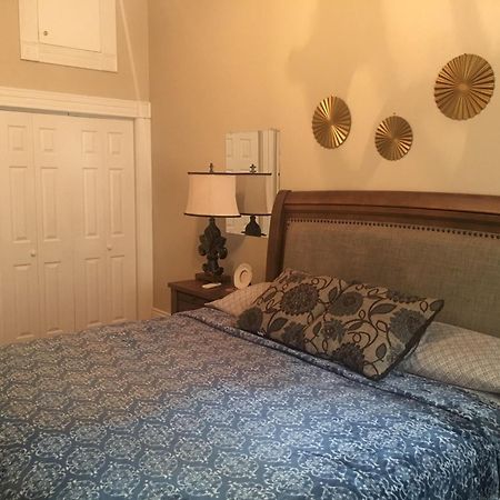 Wg Creole House 1850 Hotel New Orleans Room photo