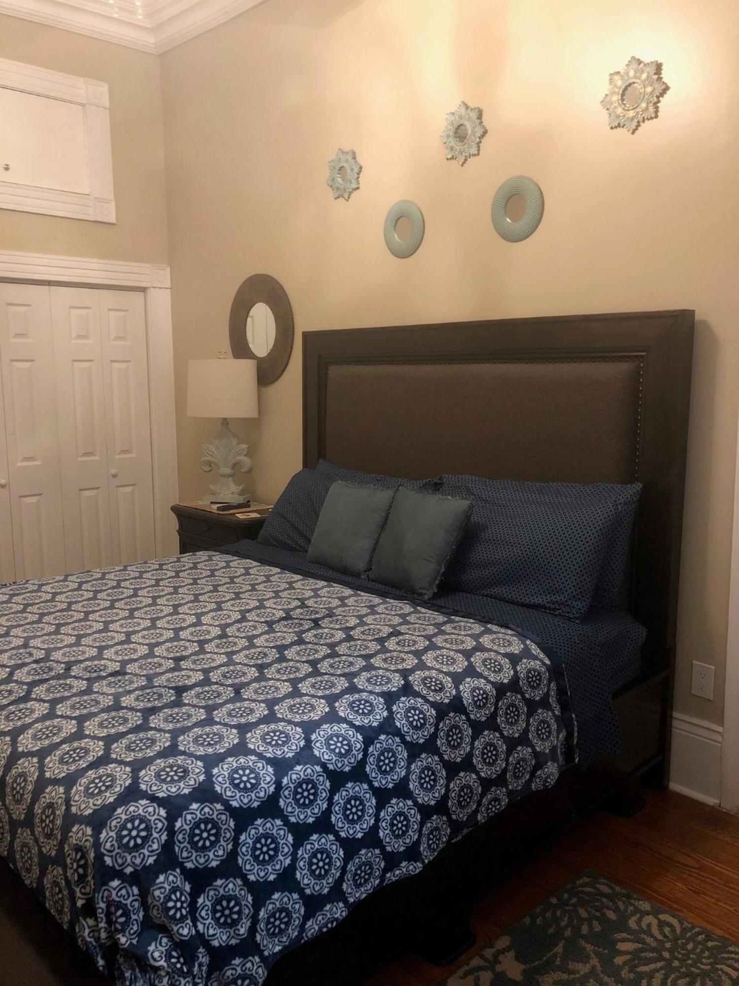 Wg Creole House 1850 Hotel New Orleans Room photo