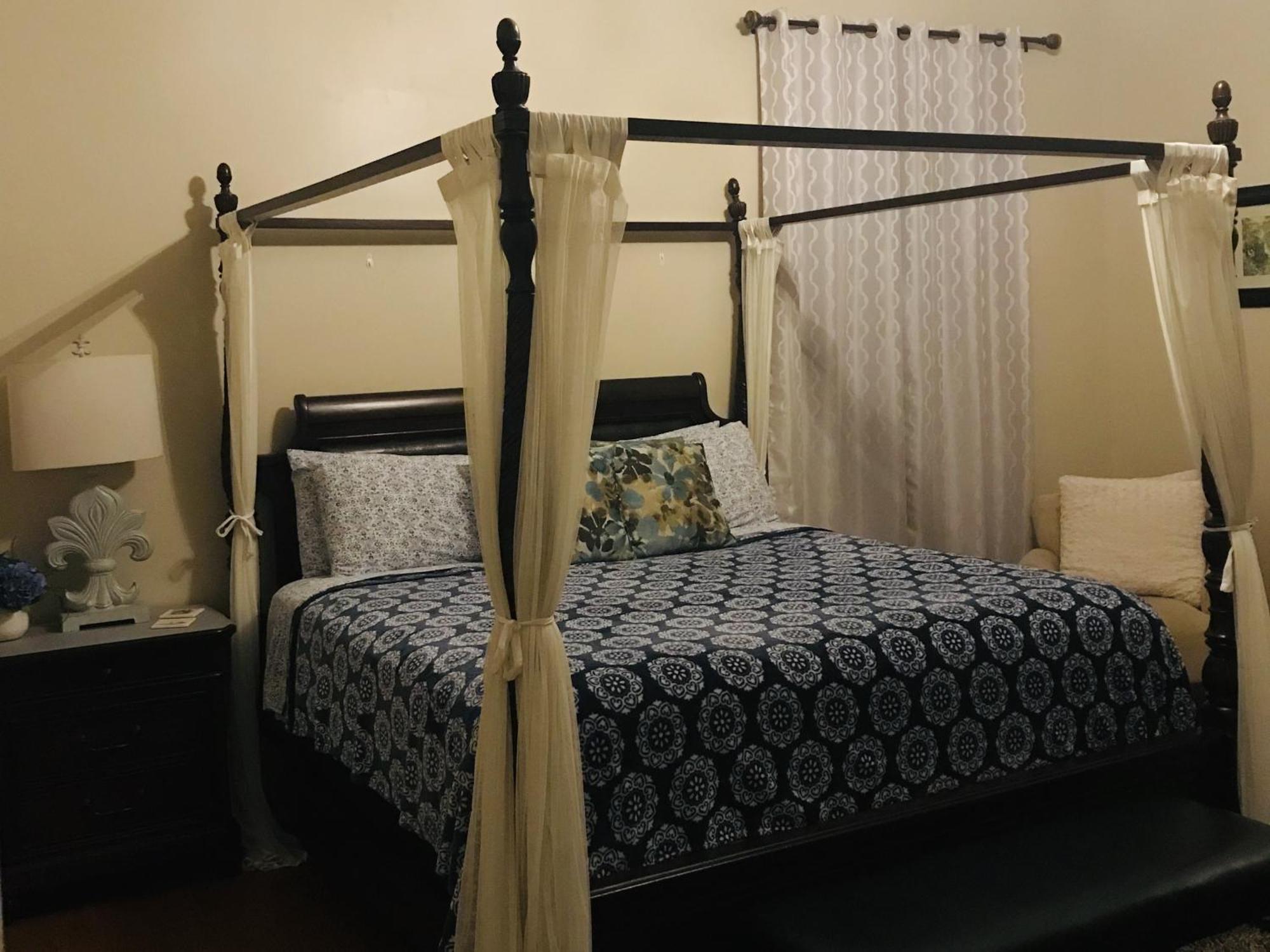 Wg Creole House 1850 Hotel New Orleans Room photo